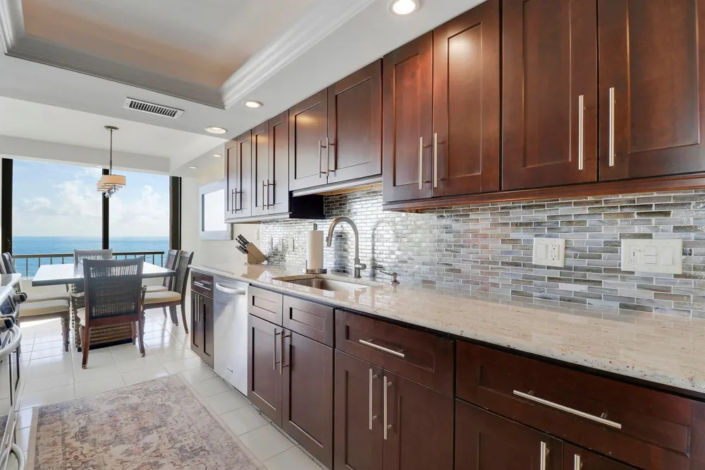 5510 OCEAN DRIVE #4C Singer Island, FL 33404