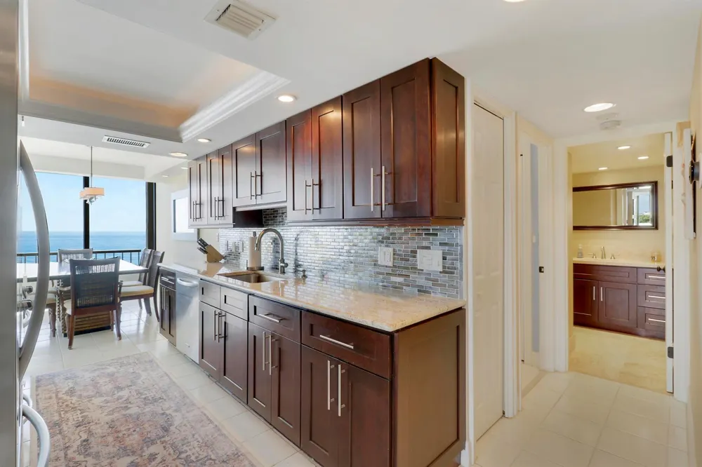 5510 OCEAN DRIVE #4C Singer Island, FL 33404