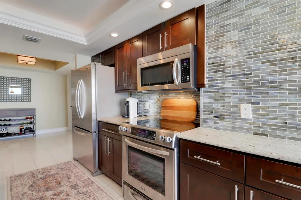 5510 OCEAN DRIVE #4C Singer Island, FL 33404
