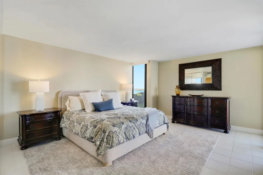 5510 OCEAN DRIVE #4C Singer Island, FL 33404