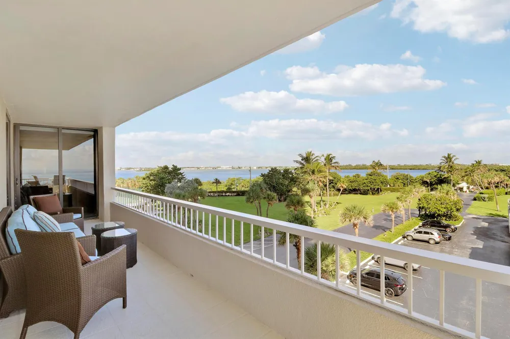 5510 OCEAN DRIVE #4C Singer Island, FL 33404