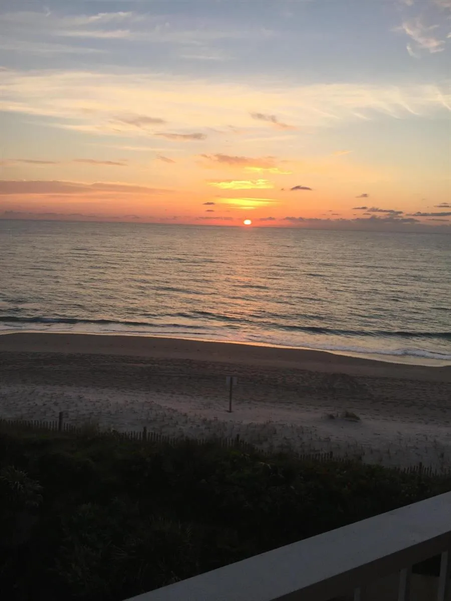 5510 OCEAN DRIVE #4C Singer Island, FL 33404