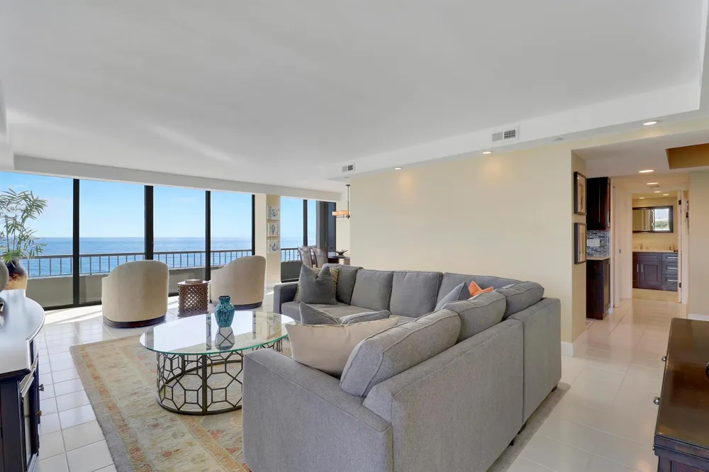 5510 OCEAN DRIVE #4C Singer Island, FL 33404