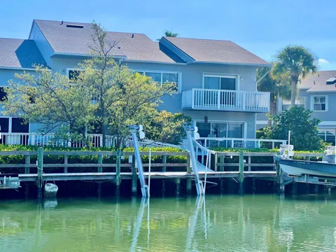 2486 Harbour Cove Drive