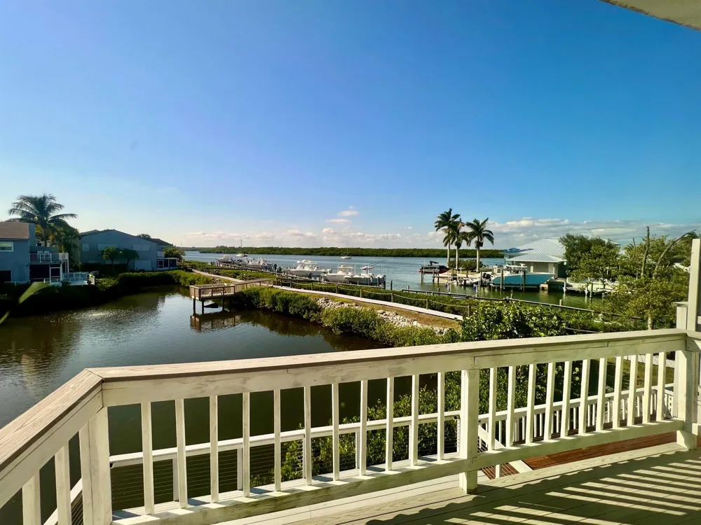 2486 Harbour Cove Drive Hutchinson Island, FL 34949