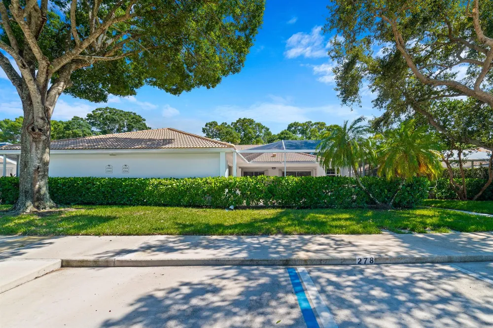 2301 PIN OAK COURT Palm Beach Gardens, FL 33410