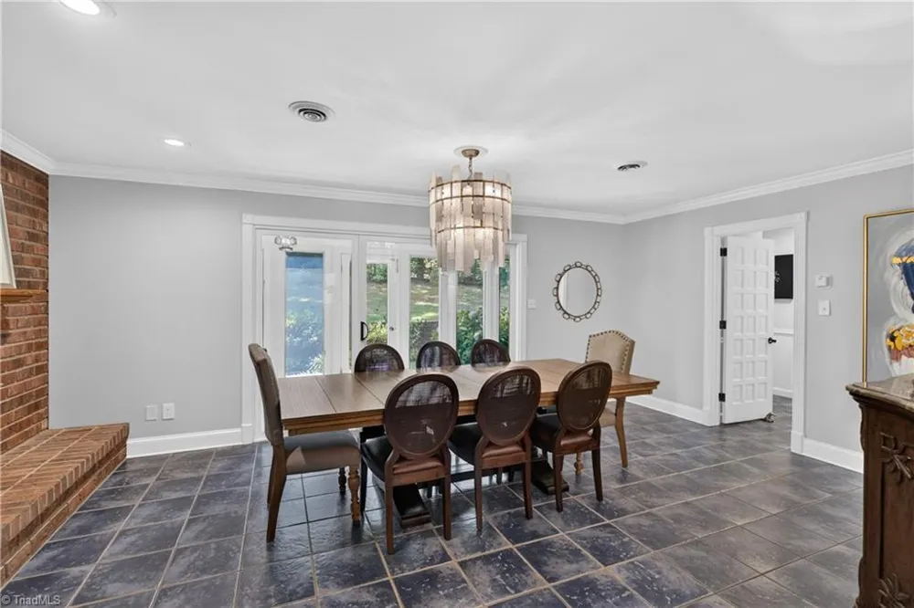 1941 Oak Drive Asheboro, NC 27205