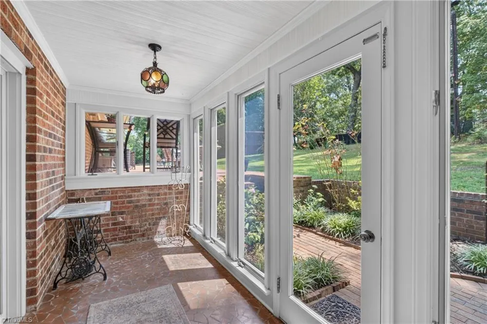 1941 Oak Drive Asheboro, NC 27205