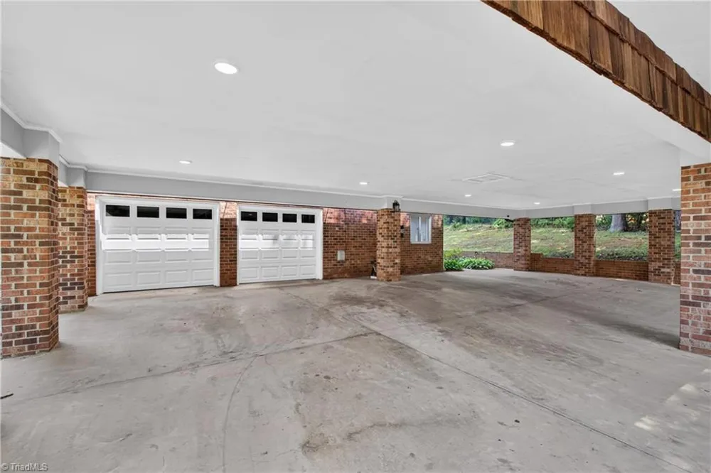 1941 Oak Drive Asheboro, NC 27205