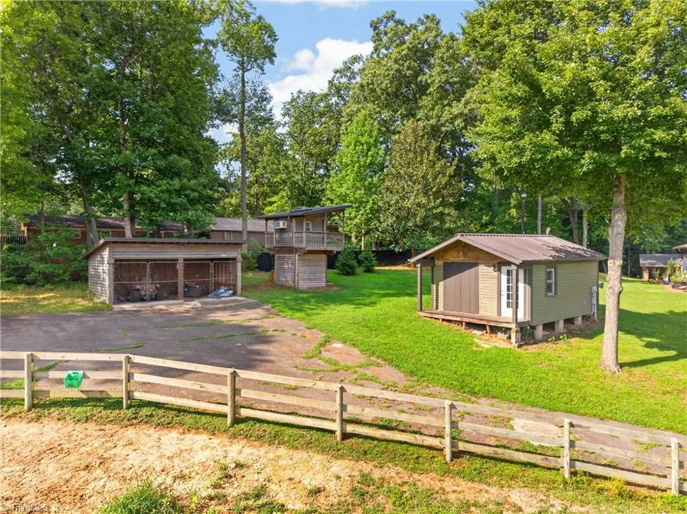 1941 Oak Drive Asheboro, NC 27205