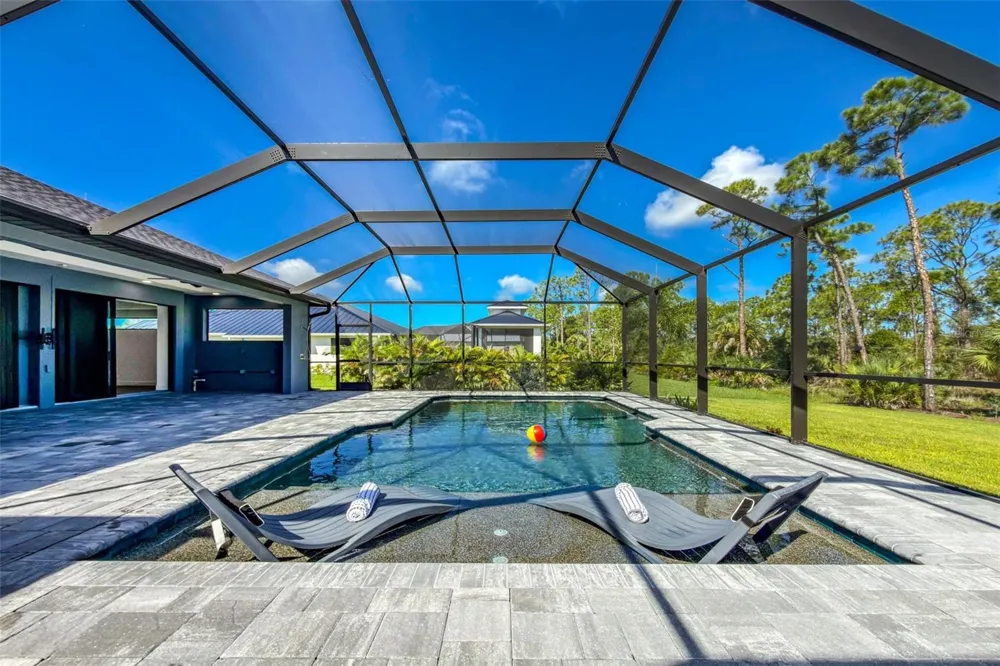 96 PAR VIEW ROAD Rotonda West, FL 33947