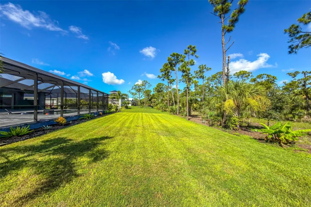 96 PAR VIEW ROAD Rotonda West, FL 33947