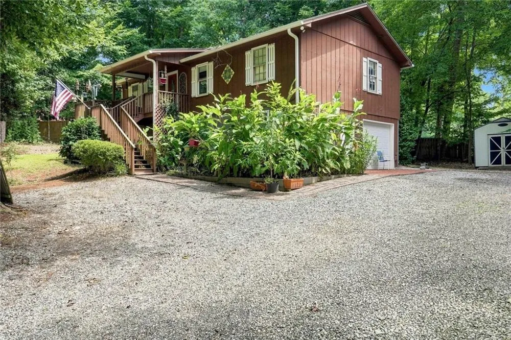 13405 Cogburn Road Milton, GA 30004