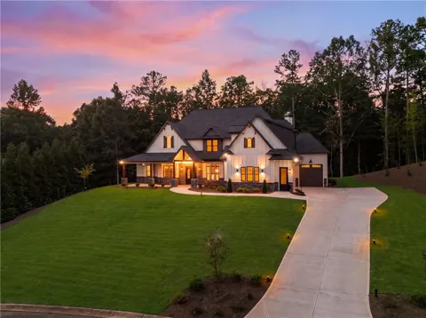 146 Lakeside Drive