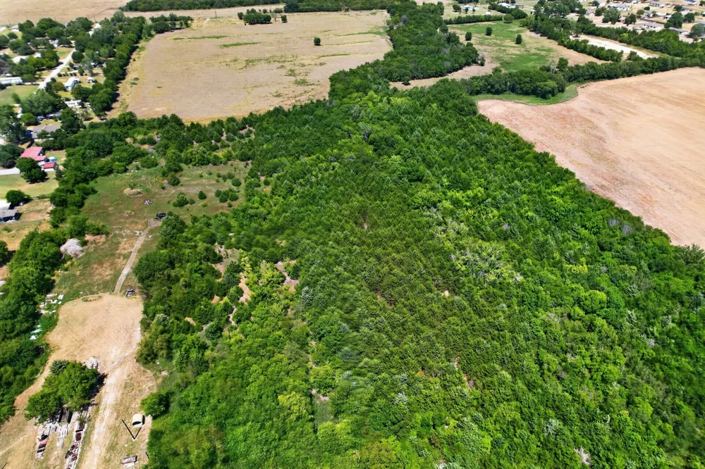 16831 State Highway 56 Southmayd, TX 75092