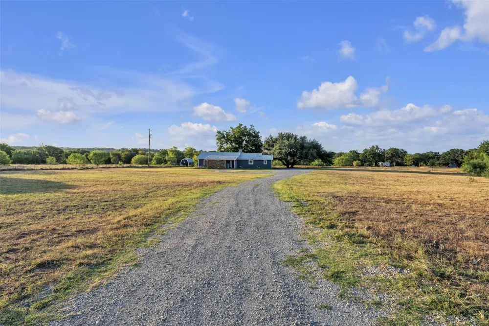 4080 Pleasant Valley Road Mineral Wells, TX 76067