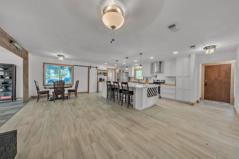 4080 Pleasant Valley Road Mineral Wells, TX 76067