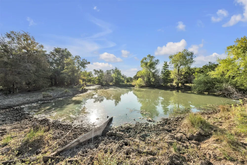 4080 Pleasant Valley Road Mineral Wells, TX 76067