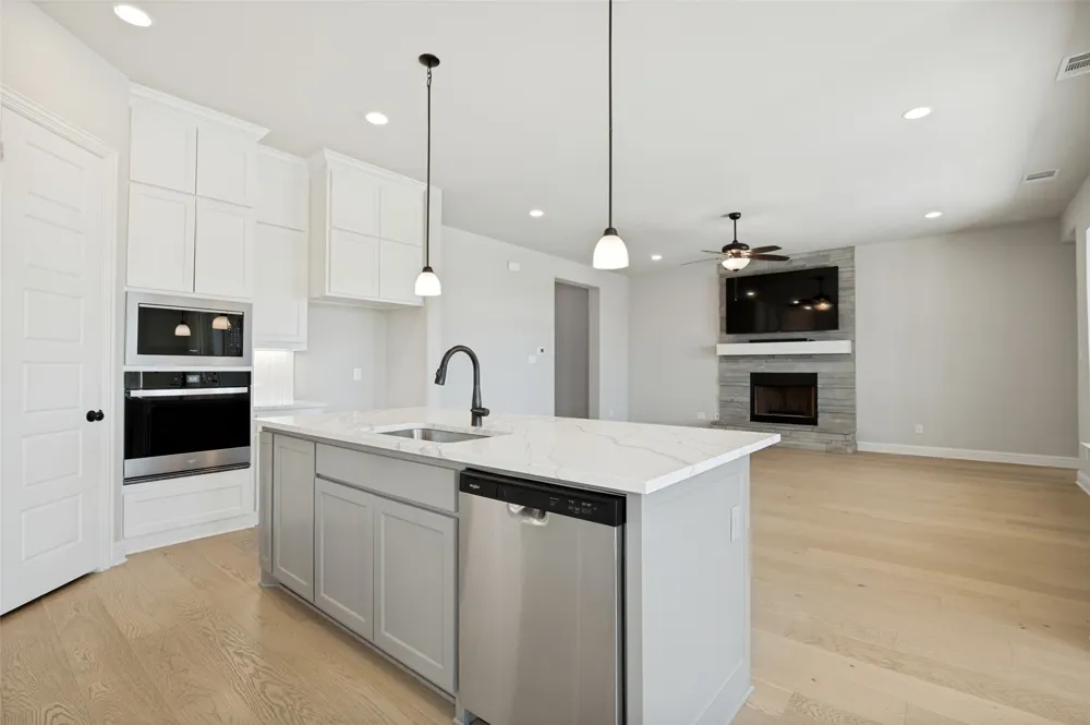 3266 Arbor Grove Trail Midlothian, TX 76065
