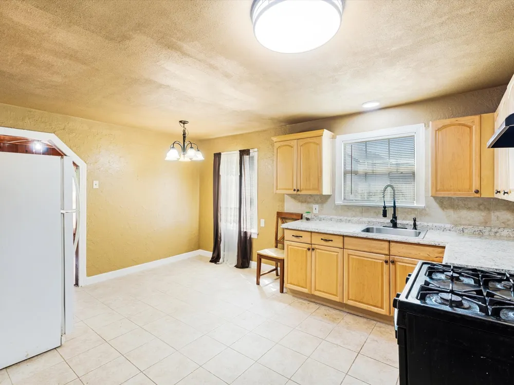 2618 NW 23rd Street Fort Worth, TX 76106