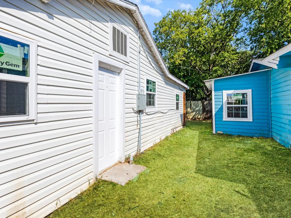 2618 NW 23rd Street Fort Worth, TX 76106