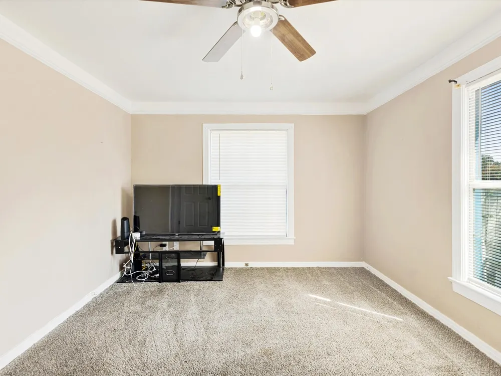 2618 NW 23rd Street Fort Worth, TX 76106