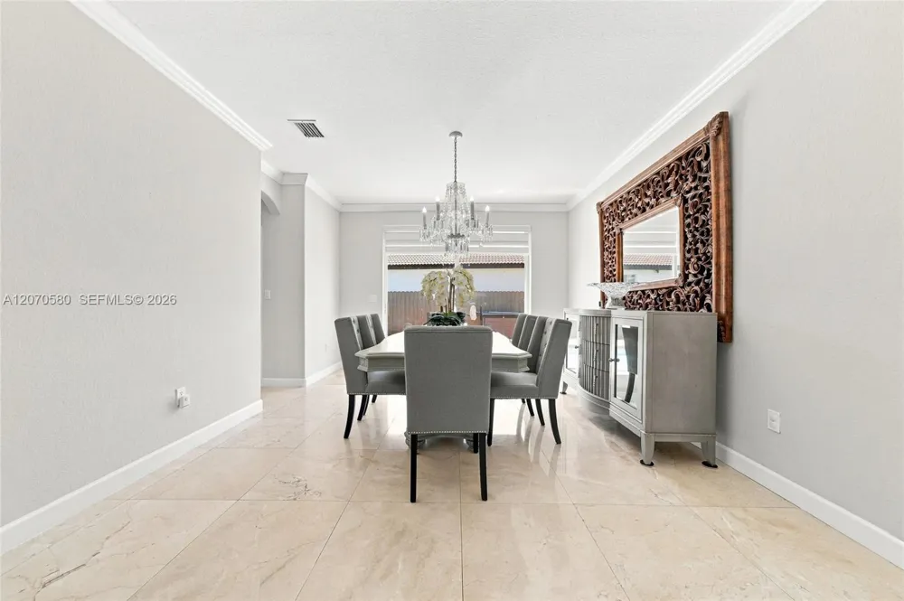 15154 SW 20th Ln Miami, FL 33185