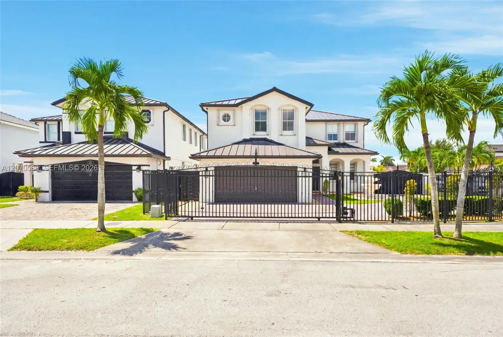 15154 SW 20th Ln Miami, FL 33185