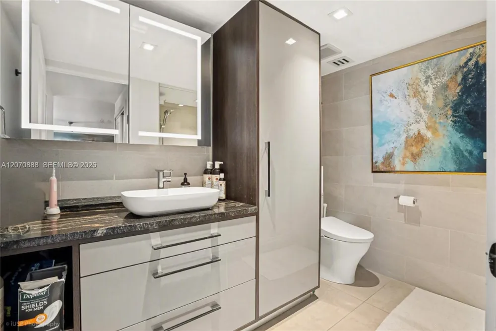 2881 NE 33rd Ct #5G Fort Lauderdale, FL 33306