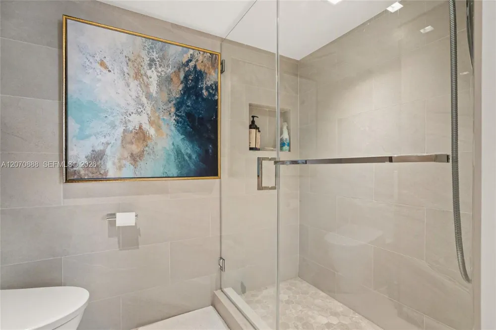 2881 NE 33rd Ct #5G Fort Lauderdale, FL 33306