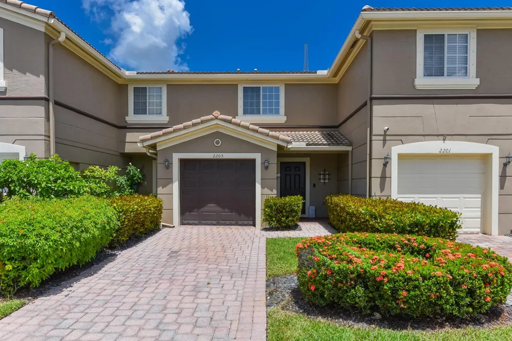 2205 SW MARSHFIELD COURT #2205 Port St. Lucie, FL 34953