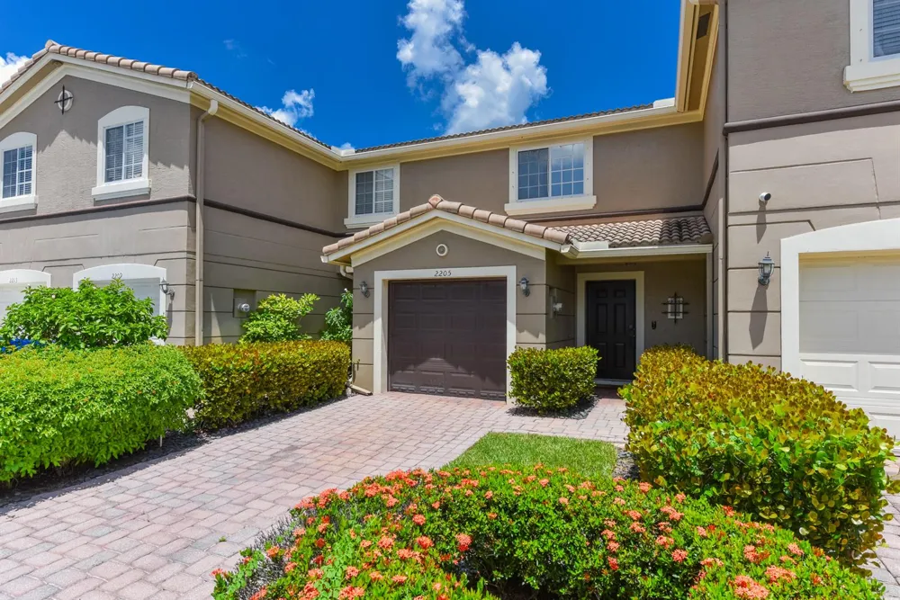 2205 SW MARSHFIELD COURT #2205 Port St. Lucie, FL 34953
