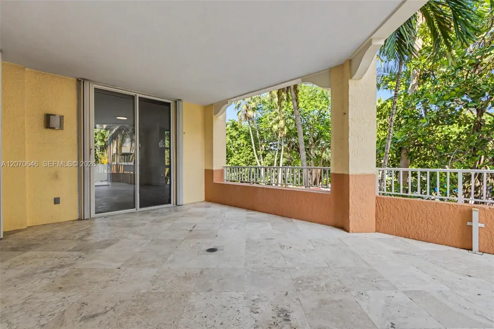 731 Crandon Blvd #208 Key Biscayne, FL 33149