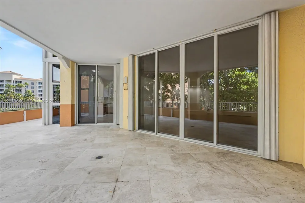 731 Crandon Blvd #208 Key Biscayne, FL 33149