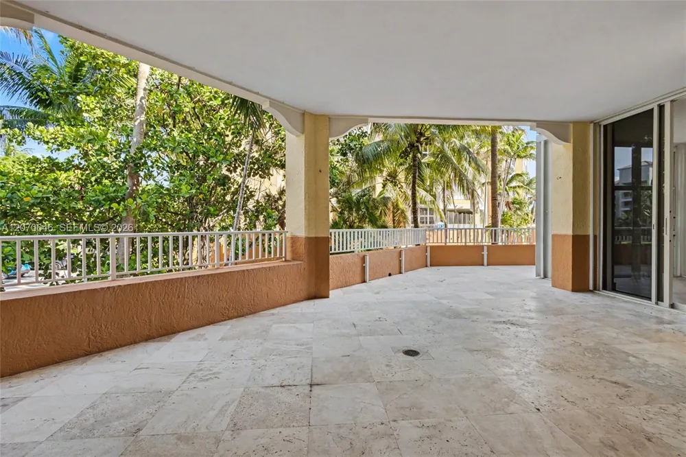 731 Crandon Blvd #208 Key Biscayne, FL 33149