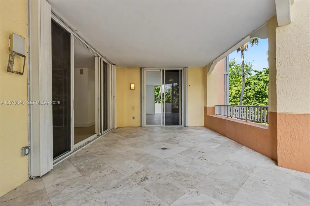 731 Crandon Blvd #208 Key Biscayne, FL 33149