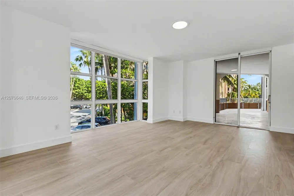 731 Crandon Blvd #208 Key Biscayne, FL 33149