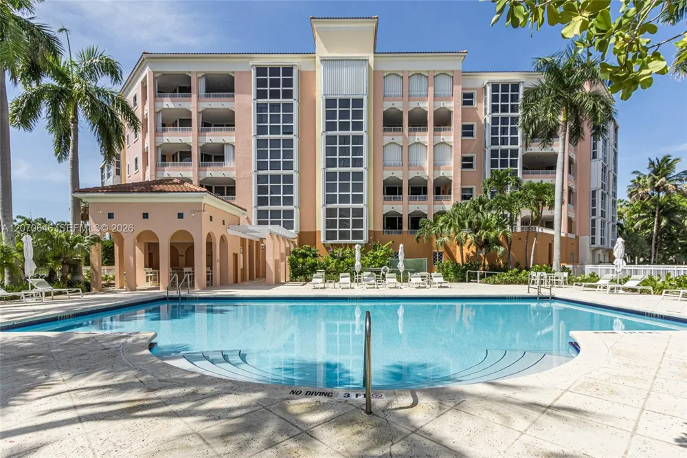 731 Crandon Blvd #208 Key Biscayne, FL 33149