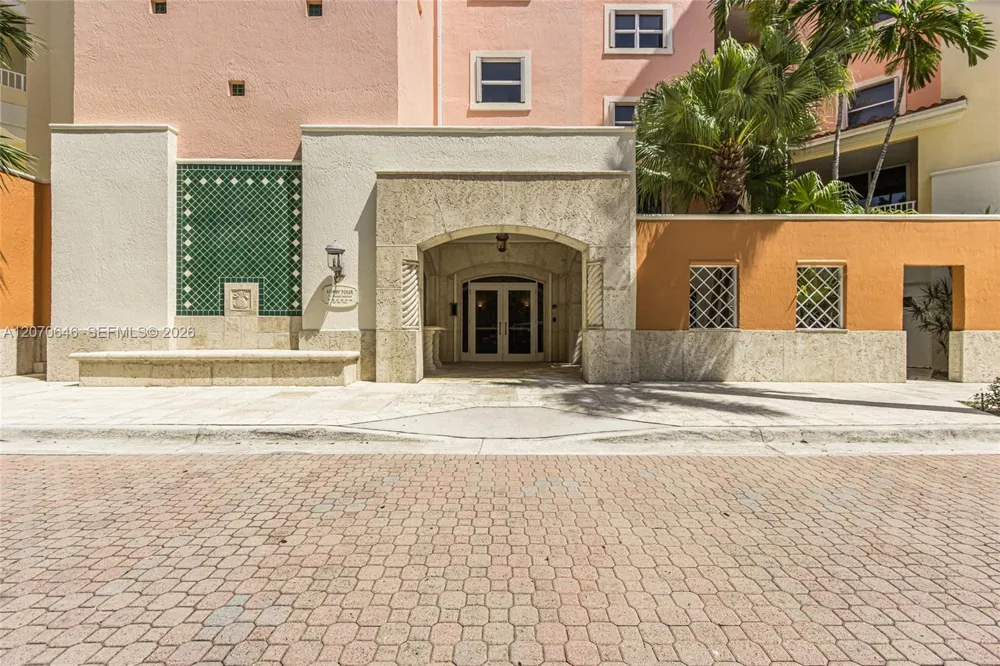 731 Crandon Blvd #208 Key Biscayne, FL 33149