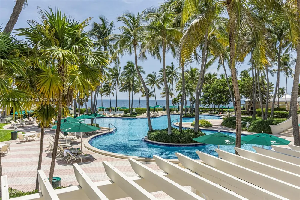 731 Crandon Blvd #208 Key Biscayne, FL 33149