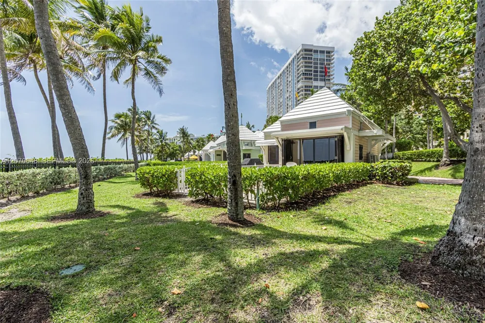 731 Crandon Blvd #208 Key Biscayne, FL 33149