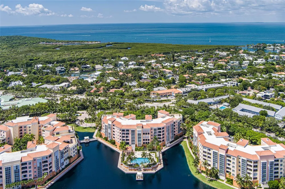 731 Crandon Blvd #208 Key Biscayne, FL 33149