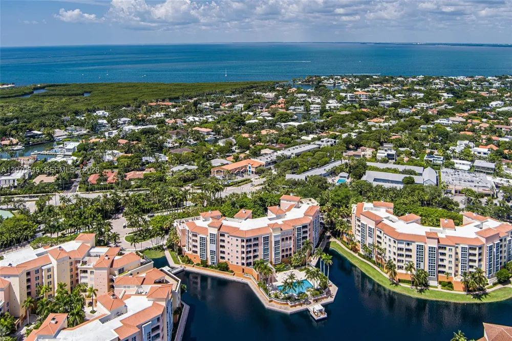 731 Crandon Blvd #208 Key Biscayne, FL 33149