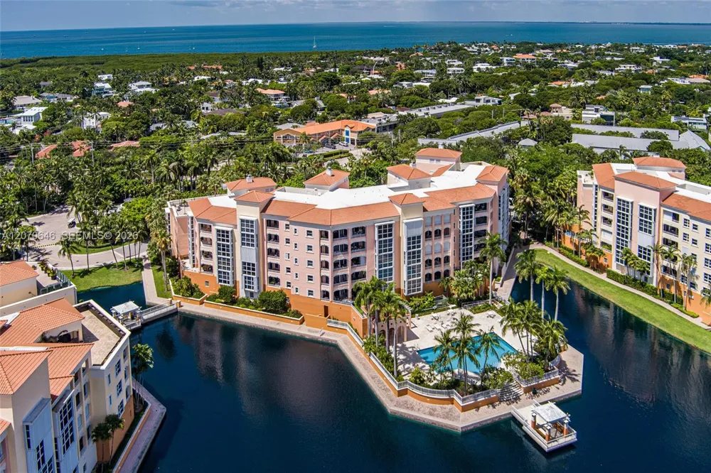 731 Crandon Blvd #208 Key Biscayne, FL 33149
