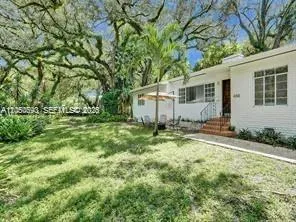 400 NE 86th St #400 El Portal, FL 33138