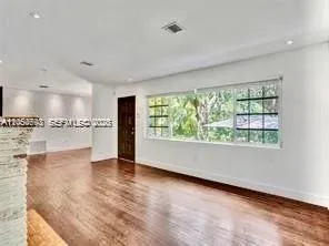 400 NE 86th St #400 El Portal, FL 33138