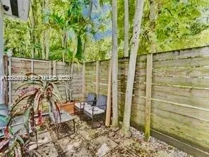 400 NE 86th St #400 El Portal, FL 33138