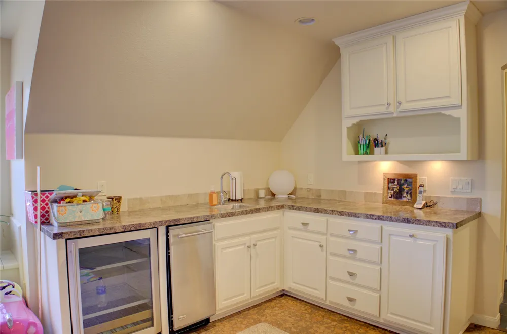 7909 E Commercial Street Broken Arrow, OK 74014