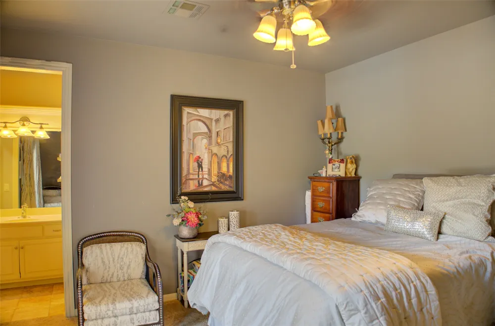 7909 E Commercial Street Broken Arrow, OK 74014