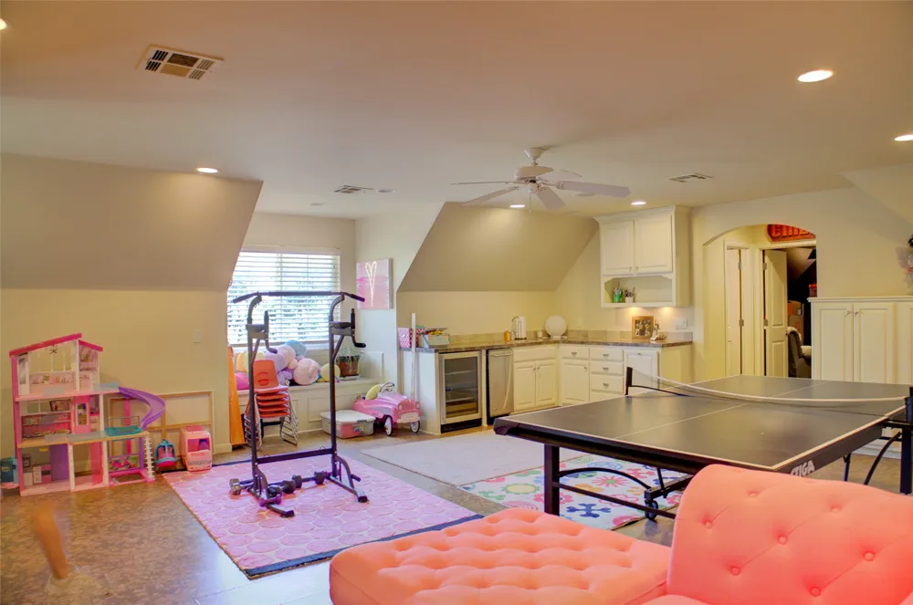 7909 E Commercial Street Broken Arrow, OK 74014